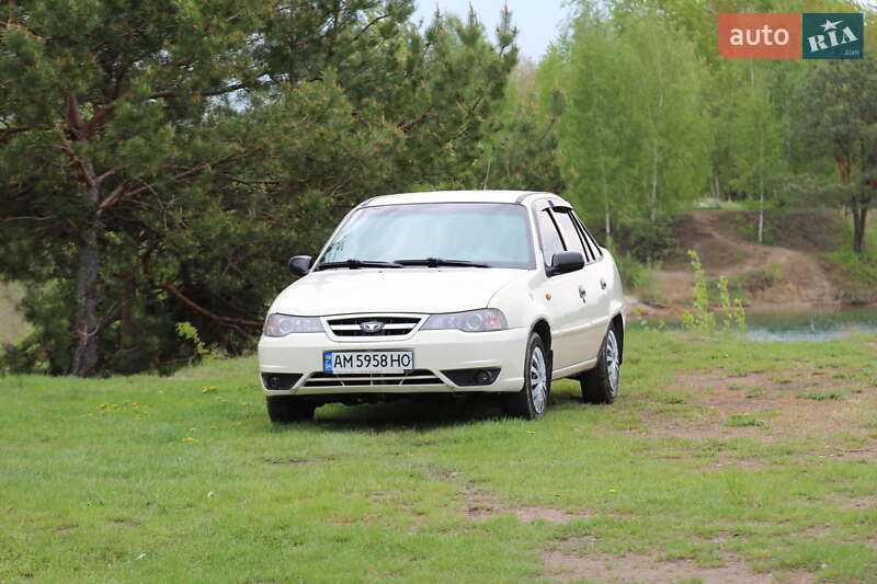 Седан Daewoo Nexia 2012 в Коростене фото 9 Седан Daewoo Nexia 2012 в Коростене