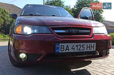 Седан Daewoo Nexia 2008 в 