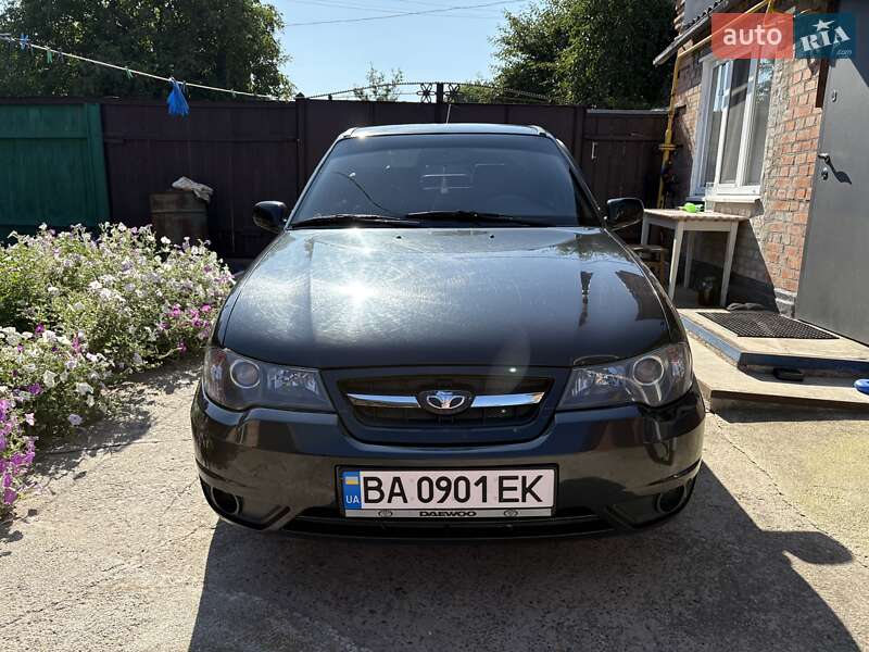 Daewoo Nexia 2012
