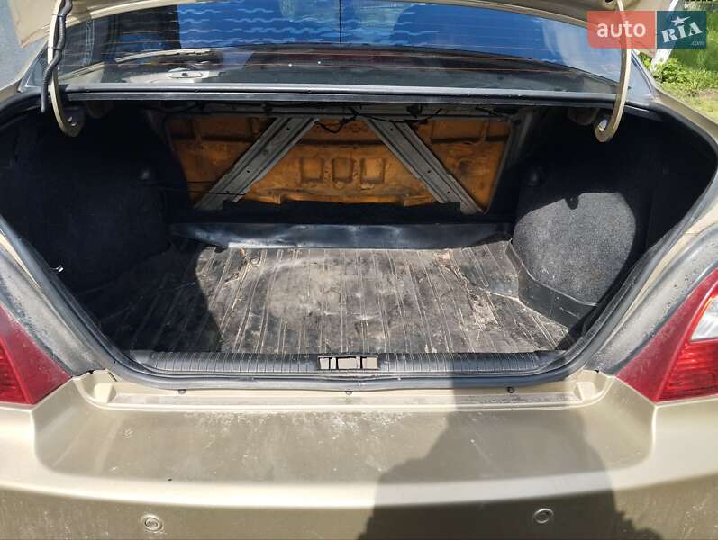 Седан Daewoo Nexia 2011 в Довбыше