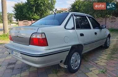 Седан Daewoo Nexia 2008 в 
