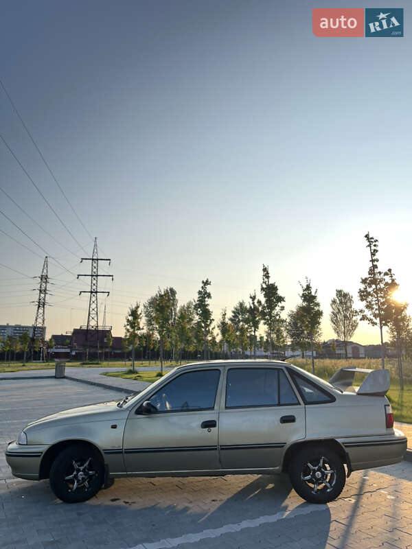 Седан Daewoo Nexia 2007 в Бучі