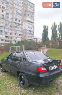 Седан Daewoo Nexia 2008 в 