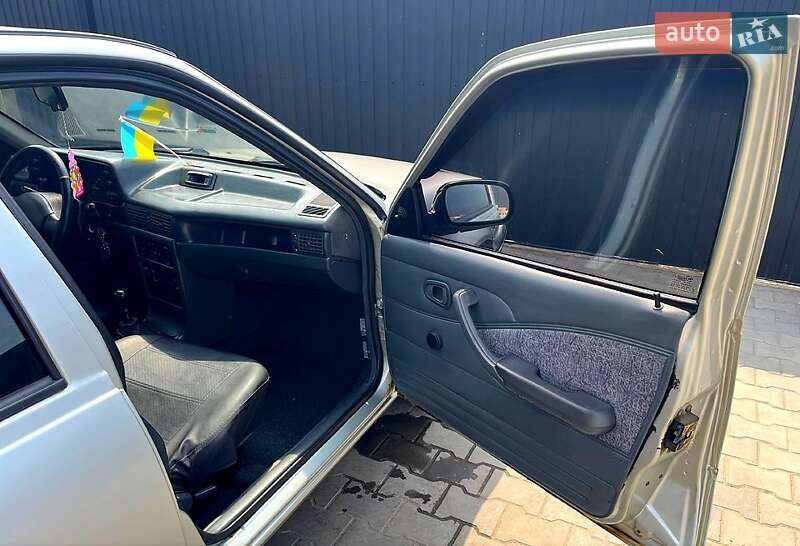 Седан Daewoo Nexia 2006 в Васильковке