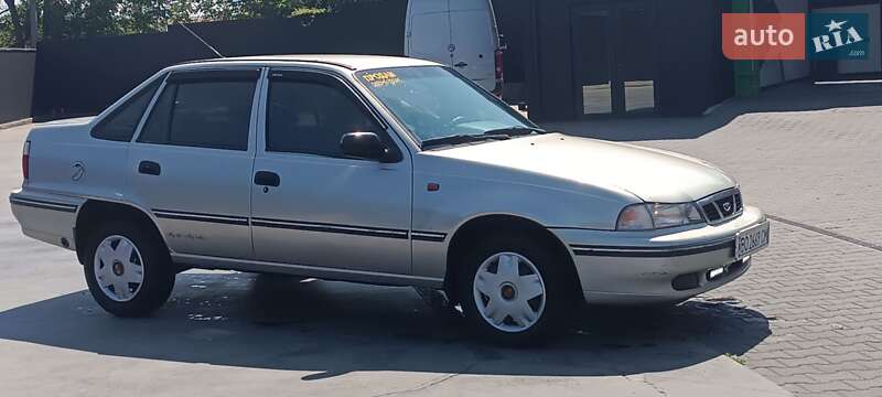 Седан Daewoo Nexia 2008 в Черновцах