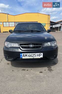 Седан Daewoo Nexia 2011 в Житомире