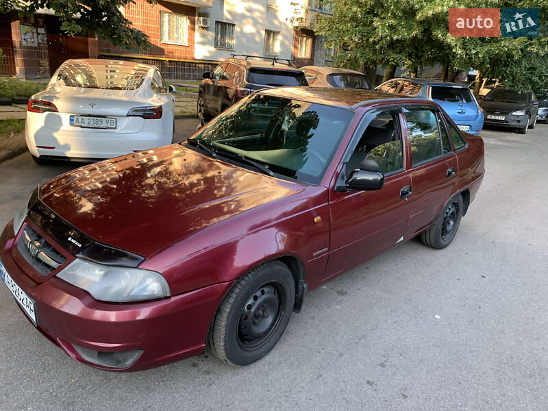 Седан Daewoo Nexia 2008 в Киеве фото 3 Седан Daewoo Nexia 2008 в Киеве