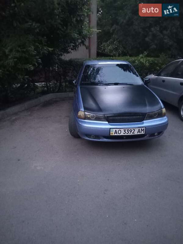 Седан Daewoo Nexia 2008 в 