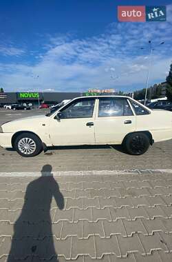 Седан Daewoo Nexia 2010 в 