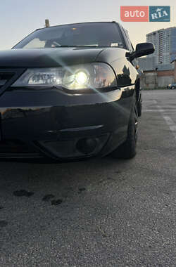 Седан Daewoo Nexia 2012 в 