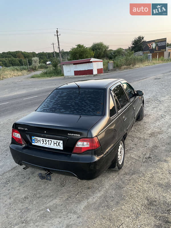 Седан Daewoo Nexia 2010 в Одессе