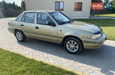 Седан Daewoo Nexia 2007 в 