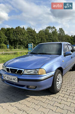 Седан Daewoo Nexia 2008 в 