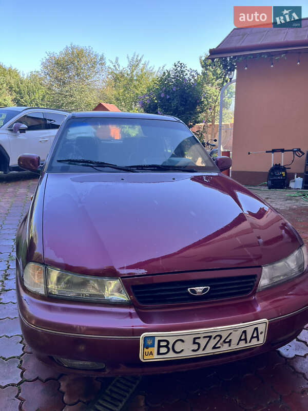 Седан Daewoo Nexia 1997 в Мостиске