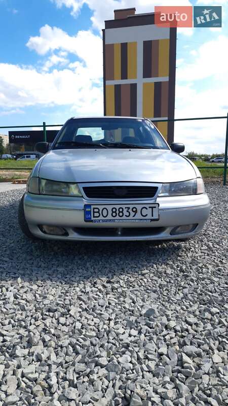 Седан Daewoo Nexia 2004 в 
