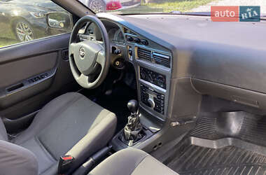 Седан Daewoo Nexia 2009 в 