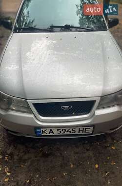 Седан Daewoo Nexia 2010 в 