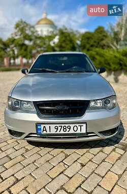 Седан Daewoo Nexia 2012 в 