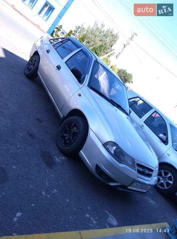 Седан Daewoo Nexia 2008 в Черкассах