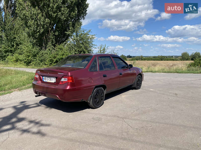 Седан Daewoo Nexia 2008 в Виннице