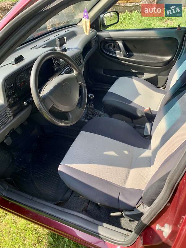 Седан Daewoo Nexia 2007 в Волочиске