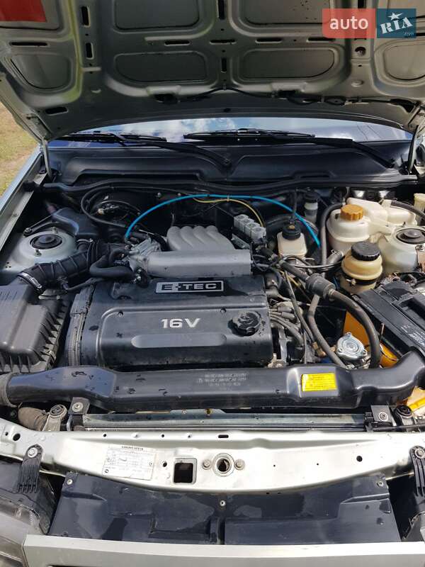 Седан Daewoo Nexia 2008 в Изюме