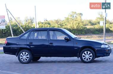 Седан Daewoo Nexia 2008 в 