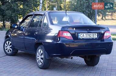 Седан Daewoo Nexia 2008 в 