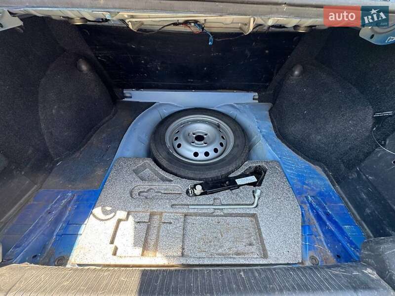 Седан Daewoo Nexia 2008 в 