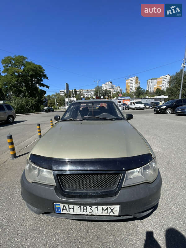 Седан Daewoo Nexia 2010 в Киеве фото 2 Седан Daewoo Nexia 2010 в Киеве