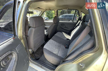 Седан Daewoo Nexia 2010 в 