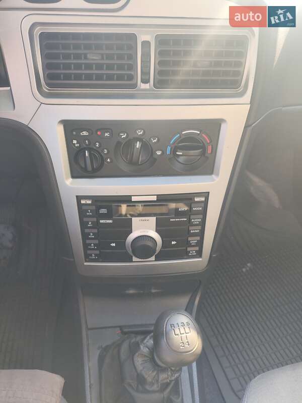 Седан Daewoo Nexia 2008 в Києві