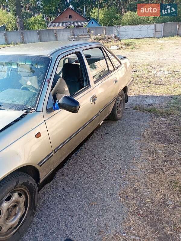 Седан Daewoo Nexia 2007 в 