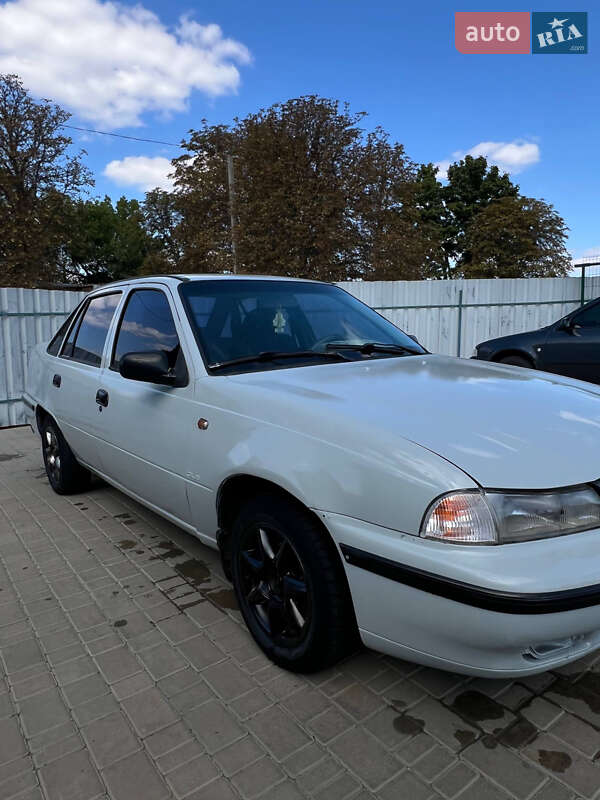 Седан Daewoo Nexia 2007 в Добровеличковке