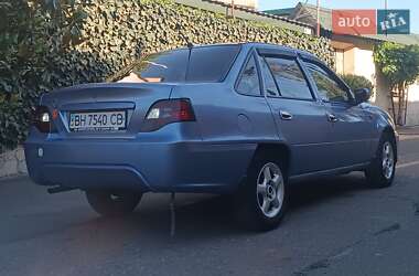 Седан Daewoo Nexia 2008 в 