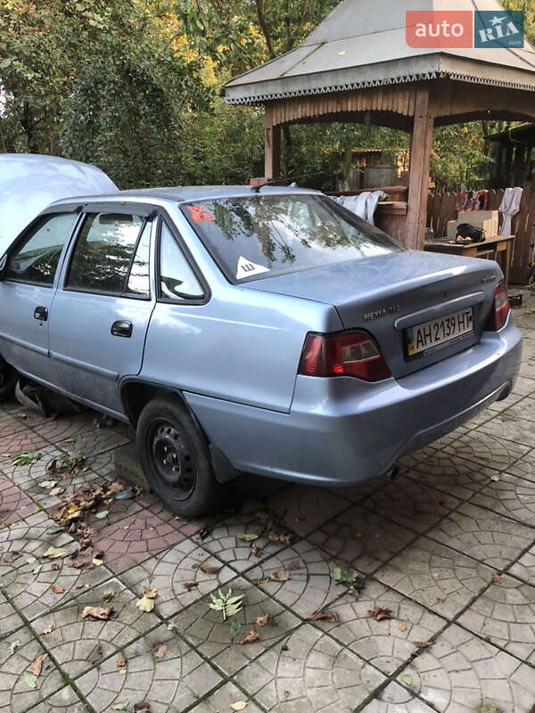 Седан Daewoo Nexia 2011 в Галиче