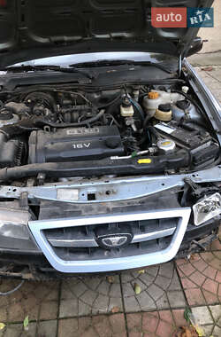 Седан Daewoo Nexia 2011 в 