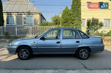 Седан Daewoo Nexia 2012 в 