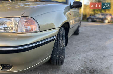 Седан Daewoo Nexia 2007 в 
