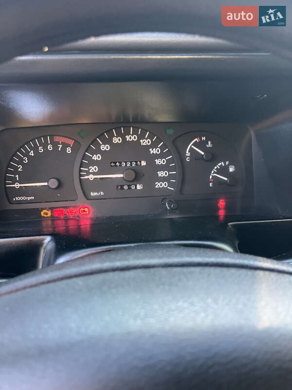 Седан Daewoo Nexia 2007 в Новояворівську