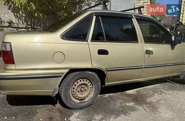 Седан Daewoo Nexia 2007 в 
