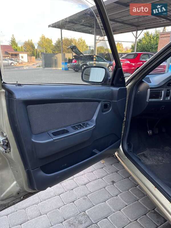 Седан Daewoo Nexia 2011 в Староконстантинове