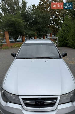 Седан Daewoo Nexia 2012 в 
