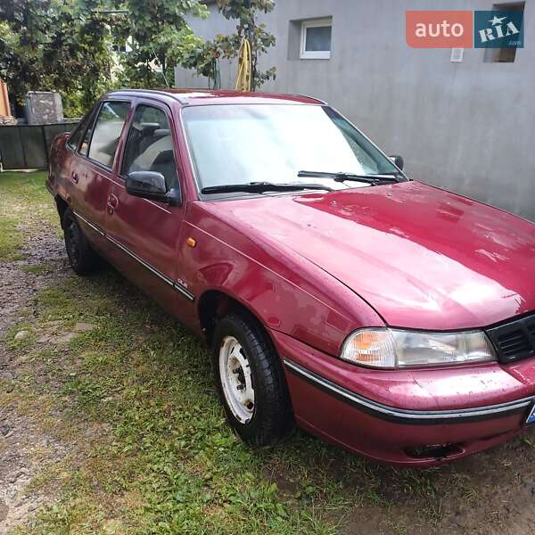 Седан Daewoo Nexia 2008 в 