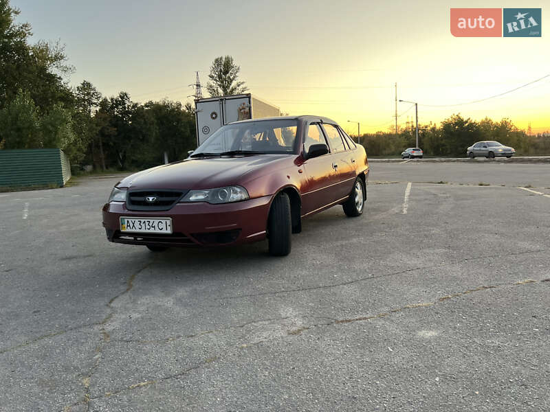 Седан Daewoo Nexia 2011 в Харкові