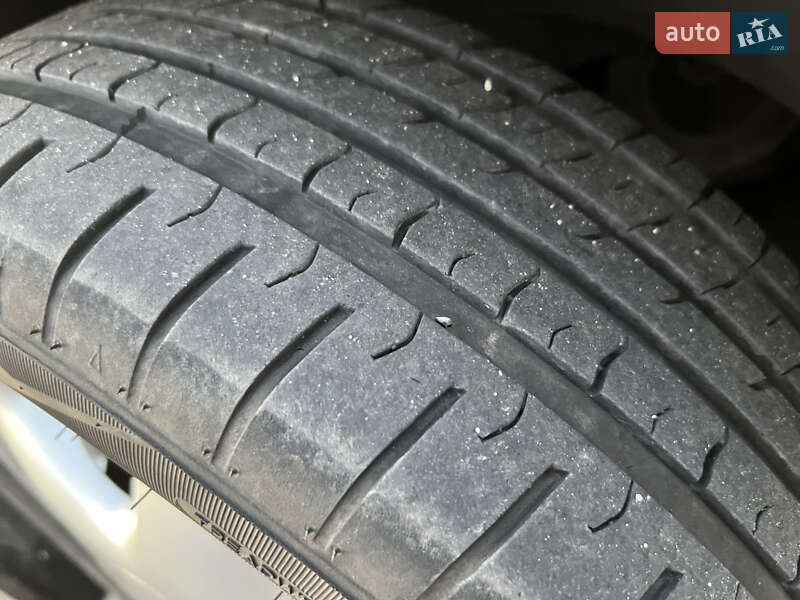 Седан Daewoo Nexia 2011 в Харкові