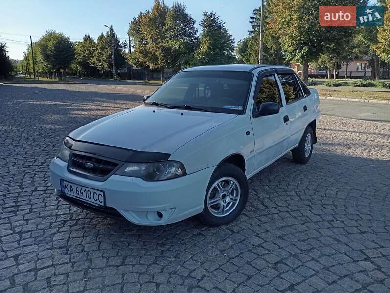 Daewoo Nexia 2011