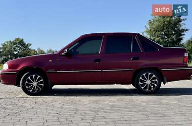 Седан Daewoo Nexia 2008 в 