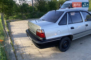 Седан Daewoo Nexia 2007 в 
