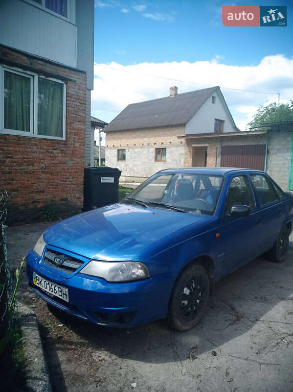 Седан Daewoo Nexia 2008 в Ровно